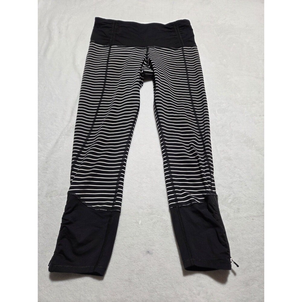 Lululemon Runday Crop Leggings Luxtreme - Black/White Parallel Stripes - Size 6